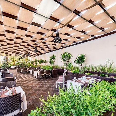 Vuni Palace Premium Hotel & Spa & Casino Beachfront Location ! Kyrenia  Exterior photo