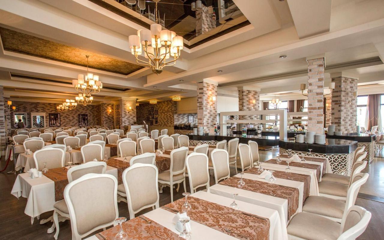 Vuni Palace Premium Hotel & Spa & Casino Beachfront Location ! Kyrenia  Exterior photo