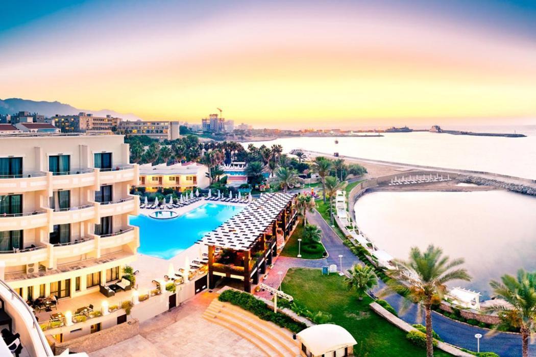 Vuni Palace Premium Hotel & Spa & Casino Beachfront Location ! Kyrenia  Exterior photo