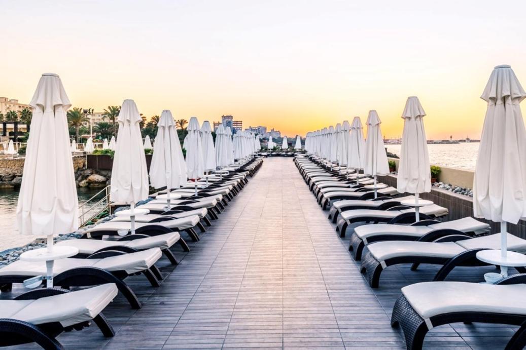 Vuni Palace Premium Hotel & Spa & Casino Beachfront Location ! Kyrenia  Exterior photo