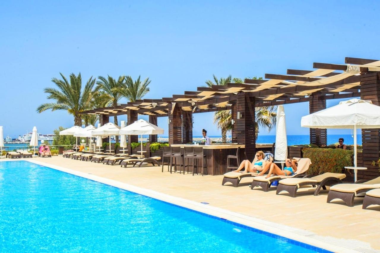 Vuni Palace Premium Hotel & Spa & Casino Beachfront Location ! Kyrenia  Exterior photo